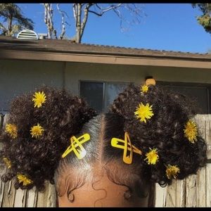 Meet your Posher, Yemmii